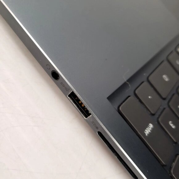 (39317-1) Dell P1071 Laptop - Picture 5 of 10